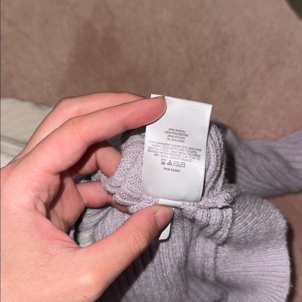 Express Color Block Sweater - Picture 4 of 4